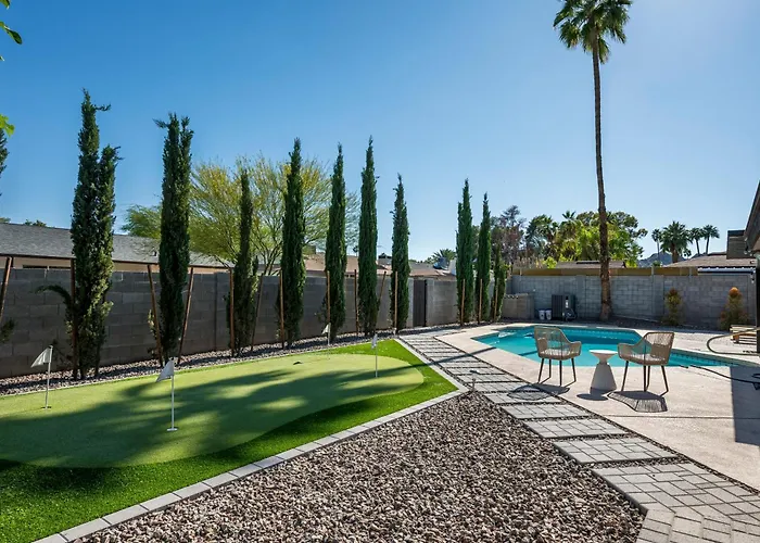 Holiday home Modern Desert Oasis - Shuffleboard Hiking Pool Putting