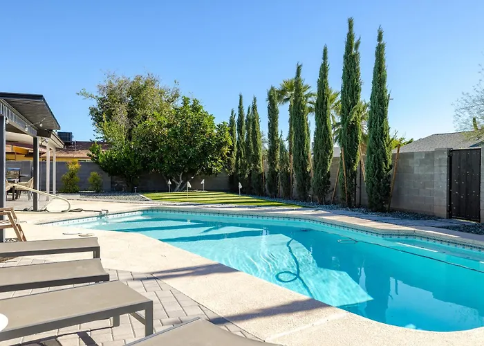 Modern Desert Oasis - Shuffleboard Hiking Pool Putting * Phoenix