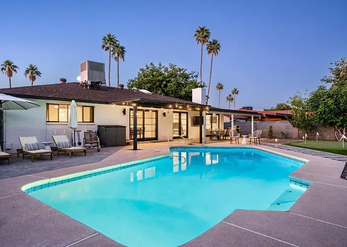 Modern Desert Oasis - Shuffleboard Hiking Pool Putting Holiday home Phoenix